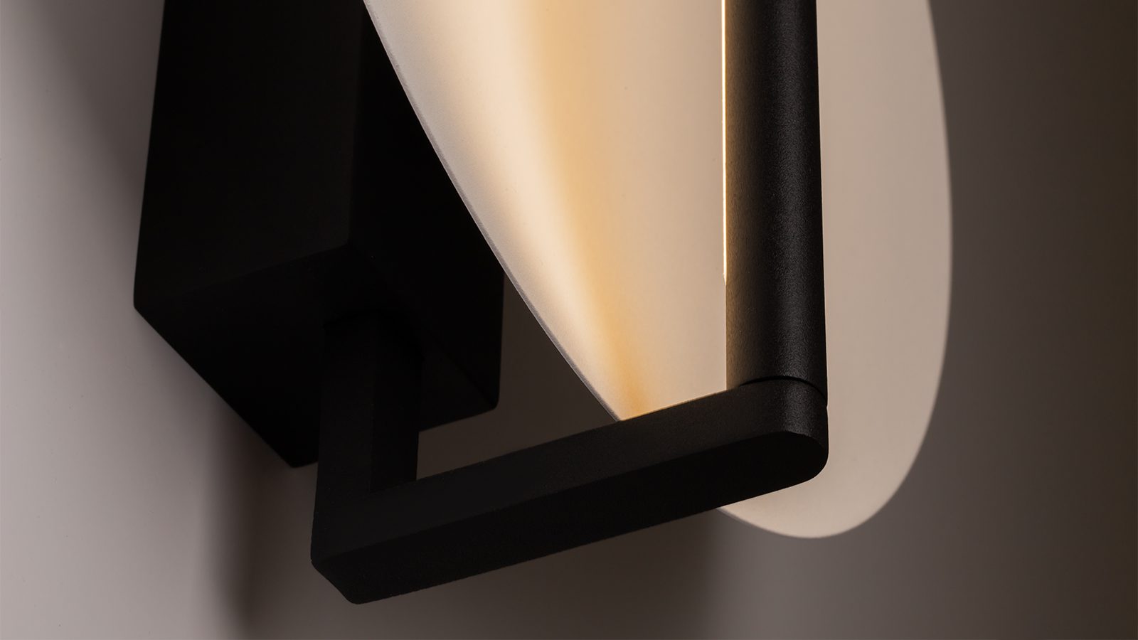 Mira seinavalgusti - Image 5